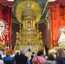 Miles de peregrinos se dirigen hacia la Catedral: arranca el Triduo del Milagro