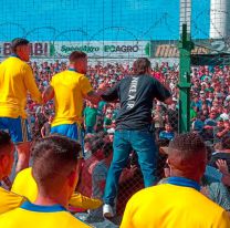 [URGENTE] Graves incidentes entre hinchas de Boca y Sarmiento: a las piñas