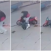 Chorro empujó a changuito para robarle la moto: lo busca la policía